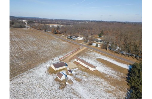 W5373 Emerson Road, Mauston, WI 53948