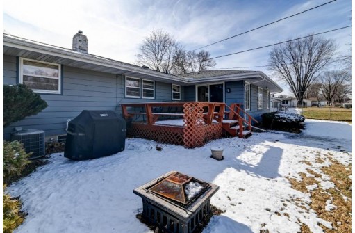 5222 Starker Avenue, Madison, WI 53716