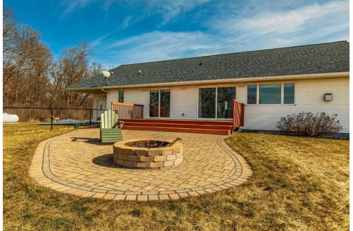 285 Highway 69, New Glarus, WI 53574