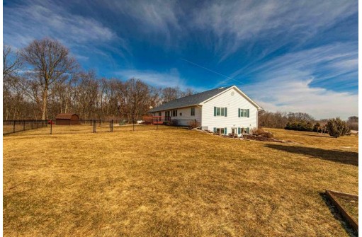 285 Highway 69, New Glarus, WI 53574