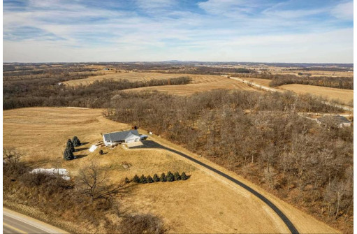 285 Highway 69, New Glarus, WI 53574