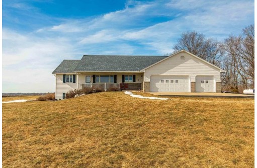 285 Highway 69, New Glarus, WI 53574