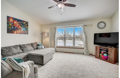 276 Valley Ridge Drive, Sun Prairie, WI 53590