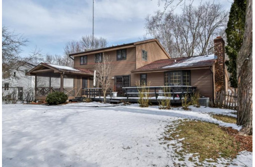 1010 Hathaway Drive, Madison, WI 53711