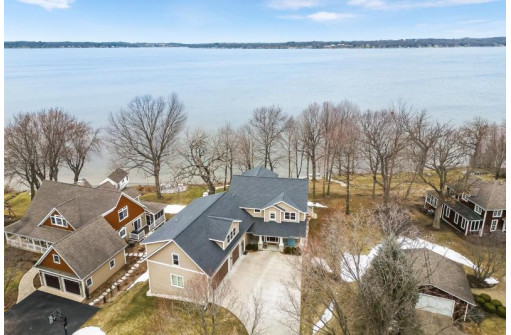 W1250 Spring Grove Road, Green Lake, WI 54941