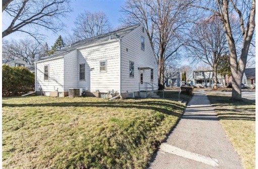 2541 Coolidge Street, Madison, WI 53704