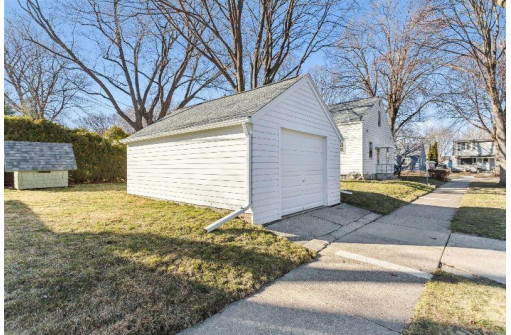 2541 Coolidge Street, Madison, WI 53704