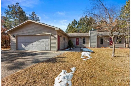 213 Walden Oaks Way, Nekoosa, WI 54457