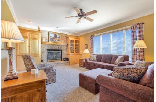 4231 Savannah Court, Middleton, WI 53562