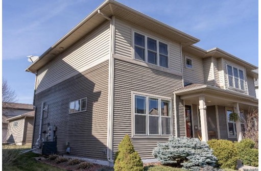 1536 Wild Iris Street, Sun Prairie, WI 53590