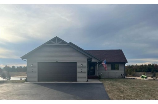 N7571 S Stone Gate Drive, New Lisbon, WI 53950