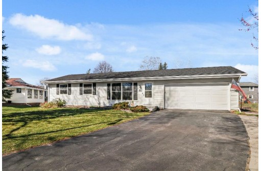 4005 Tomscot Trail, Madison, WI 53704