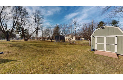 321 Thrush Lane, Jefferson, WI 53549