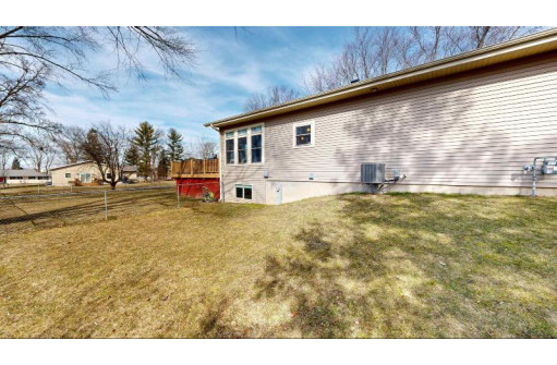 321 Thrush Lane, Jefferson, WI 53549