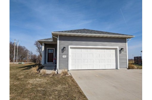 101 Cardinal Way, Ridgeway, WI 53582