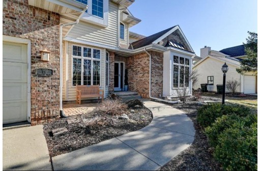 737 Eddington Drive, Sun Prairie, WI 53590