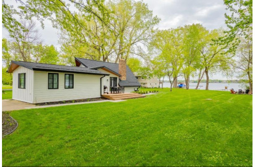 1791 Butte Des Morts Beach Road, Neenah, WI 54956