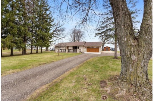 2840 County Road Mm, Fitchburg, WI 53711