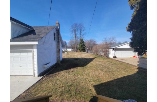 42 S Ringold Street, Janesville, WI 53545