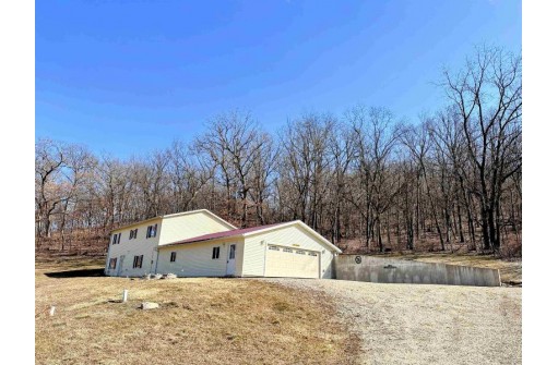 14772 Rail Hollow Road, Woodman, WI 53827