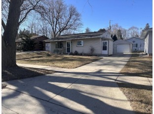 814 S Center Street Beaver Dam, WI 53916