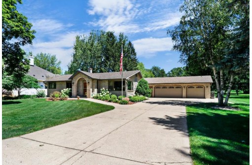 5404 Midmoor Road, Monona, WI 53716