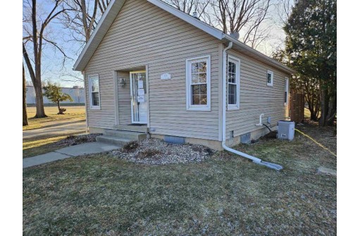 124 N Wood Street, Spring Green, WI 53588