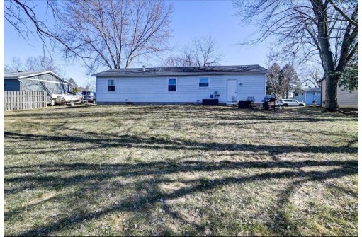 533 Jon Street, Belleville, WI 53508