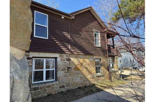 108 4th Street, Mineral Point, WI 53565