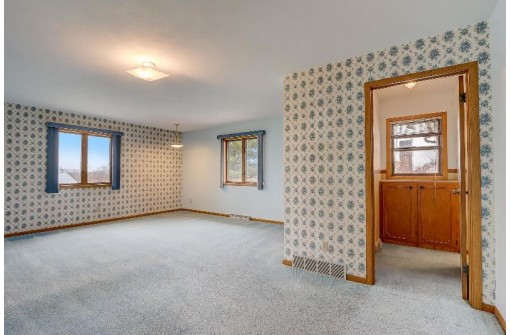 4783 County Road J, Mount Horeb, WI 53572