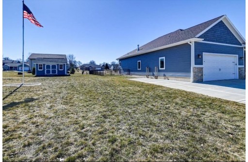 218 Peterson Parkway, Rio, WI 53960