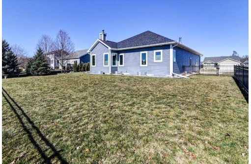 218 Peterson Parkway, Rio, WI 53960