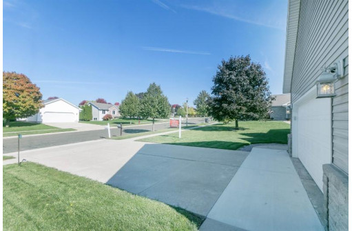 4387 Van Winkle Way, DeForest, WI 53532