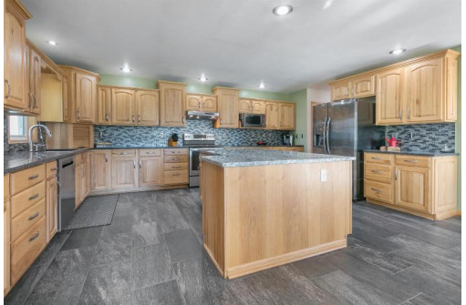 4387 Van Winkle Way, DeForest, WI 53532