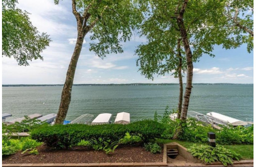 3100 Lake Mendota Drive 605, Madison, WI 53705