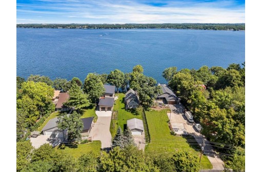 W1188 Spring Grove Road, Green Lake, WI 54941