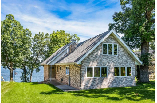 W1188 Spring Grove Road, Green Lake, WI 54941