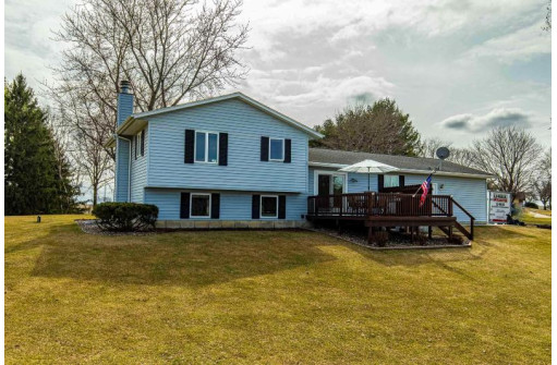 W5542 Rolling Acres Lane, Monroe, WI 53566