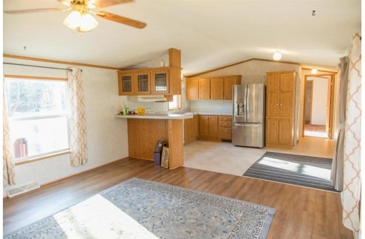 286 Ember Court, Oxford, WI 53952