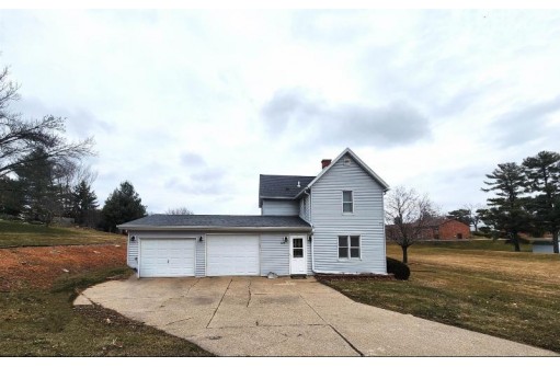 329 W Nathan Street, Lancaster, WI 53813-1927