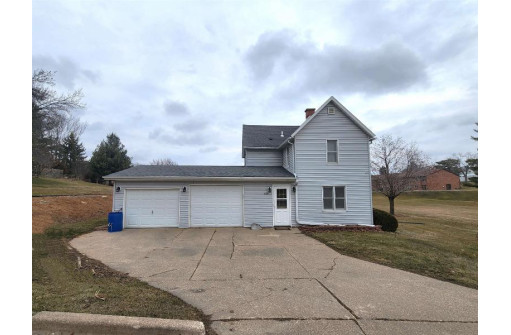 329 W Nathan Street, Lancaster, WI 53813-1927