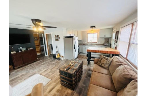 W5802 Oxbow Trail, Princeton, WI 54968