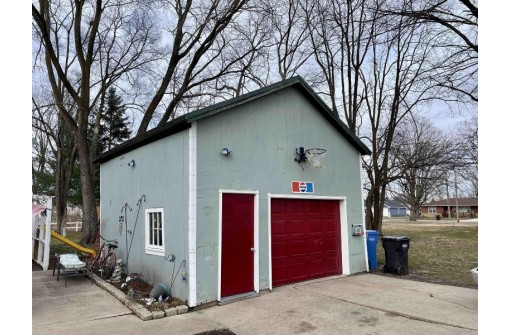 607 6th Street, Brodhead, WI 53520-0000