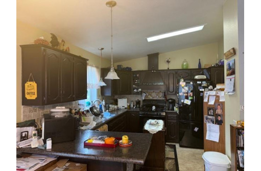 N115W21123 Brookside Circle, Germantown, WI 53022