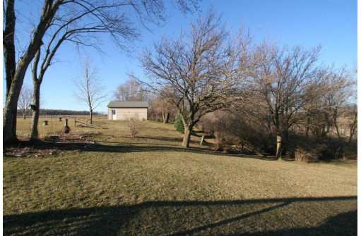 9840 W Gibbs Lake Road, Edgerton, WI 53534