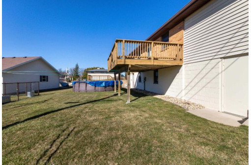 220 Droessler Drive, Dickeyville, WI 53808