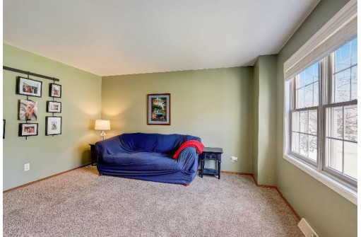 2821 Wentworth Drive, Madison, WI 53719