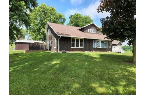 N3229 Seier Road, Fall River, WI 53932