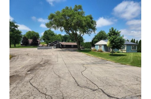 N3233 Seier Road, Fall River, WI 53932