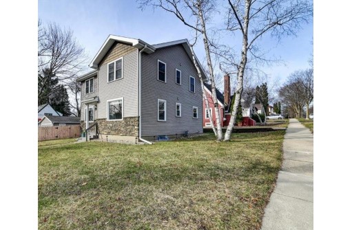 422 Glenway Street, Madison, WI 53711